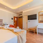 Ξενοδοχείο Arte 4*